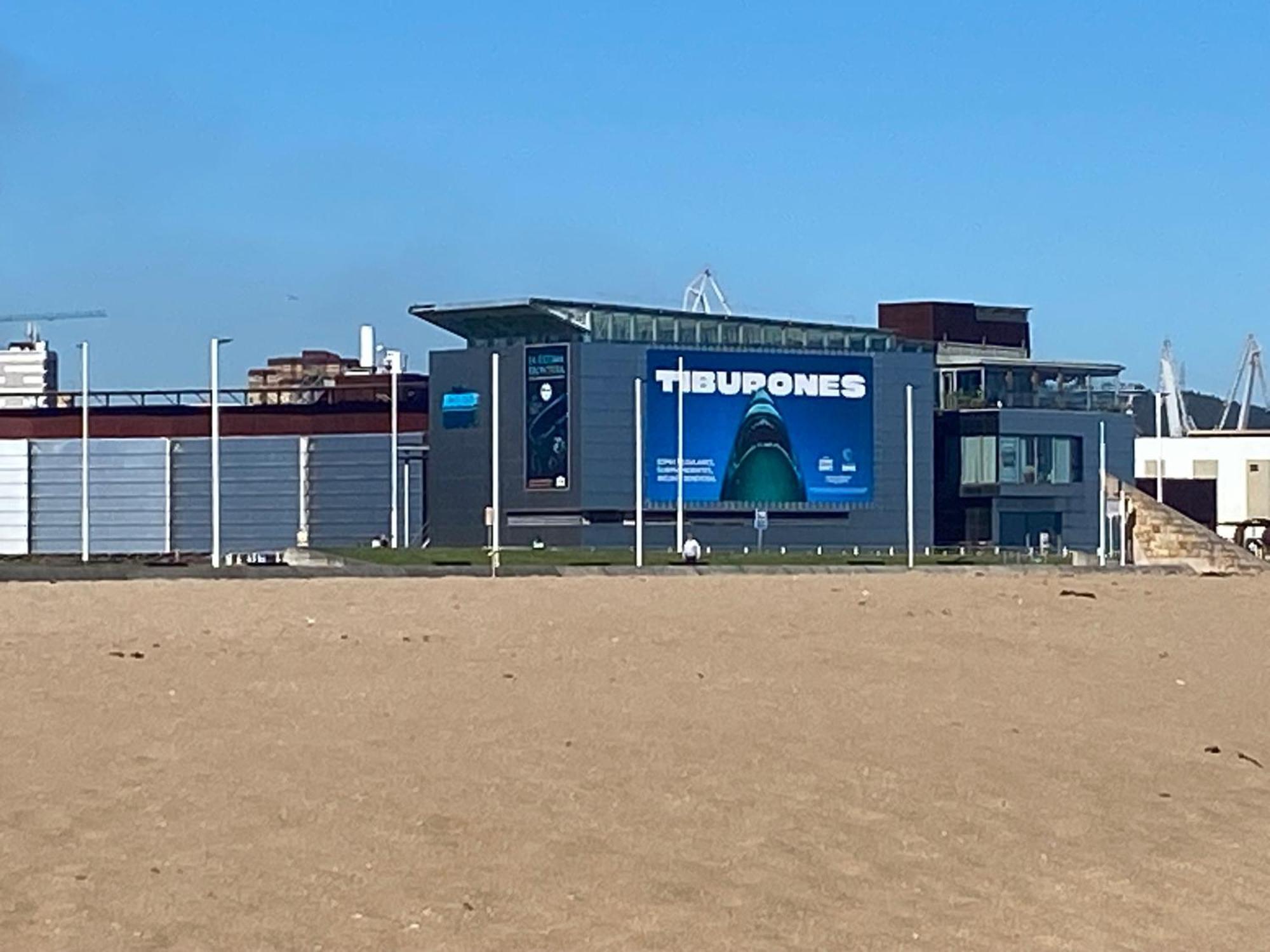 Poniente Beach Gijon Exterior photo