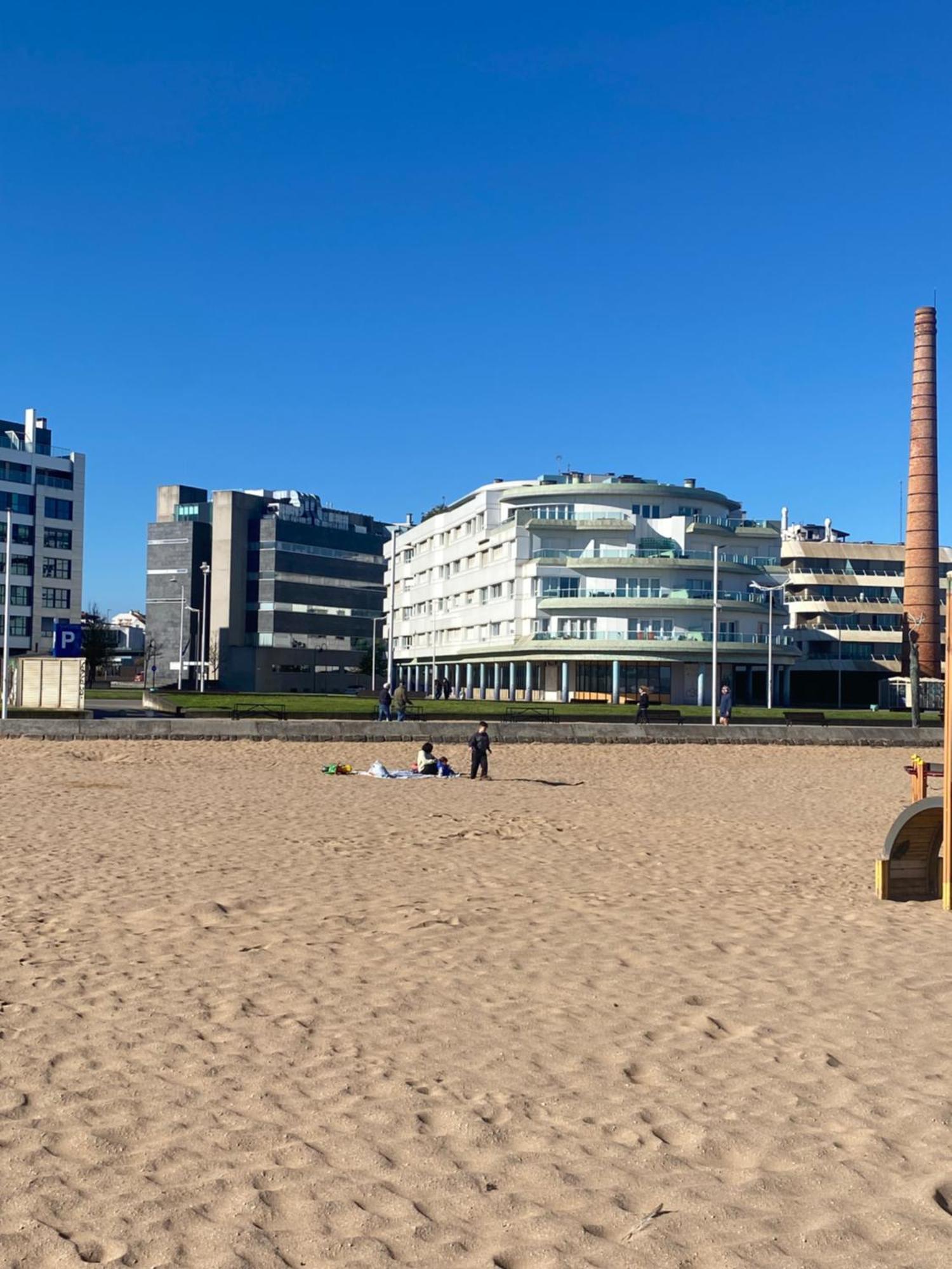 Poniente Beach Gijon Exterior photo